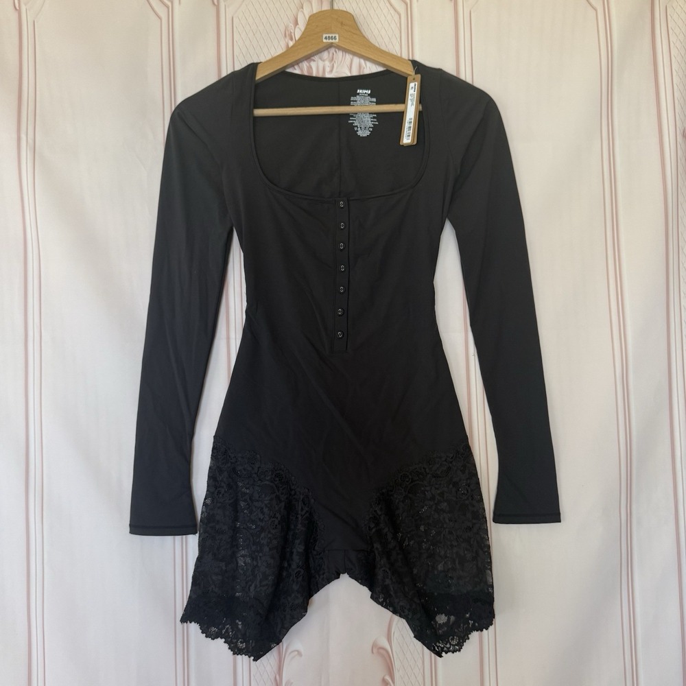 Skims Fits Everybody Lace Long Sleeve Romper Onyx Black Size XS NWT